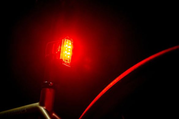 Заднє світло Lezyne STRIP DRIVE PRO 400+ REAR Чорний (2024) фото