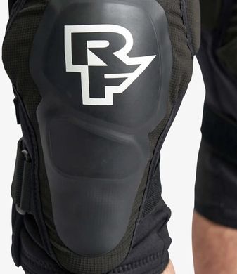 Защита колена RaceFace ROAM KNEE-STEALTH-MEDIUM