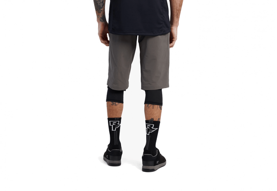 Велошорти RaceFace Indy Shorts Charcoal M фото