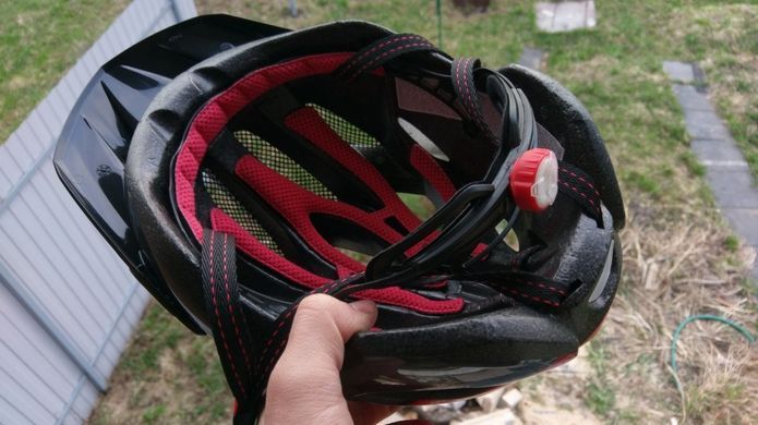 Шлем MET CROSSOVER White Black Red фото
