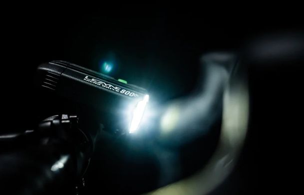 Переднє світло Lezyne MICRO DRIVE 800+ FRONT Чорний матовий (2024) фото